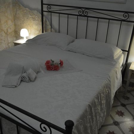 Bed And Breakfast Vecchio Porto Catania Exterior photo